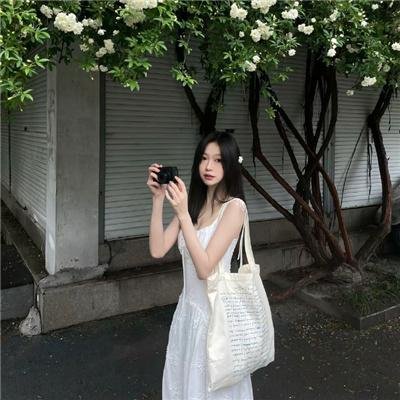 乡里彩虹城里雨